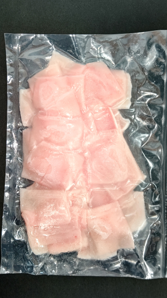 【 商品 】冷凍ミンク鯨（本皮付）200ｇ の皮ブロックについて